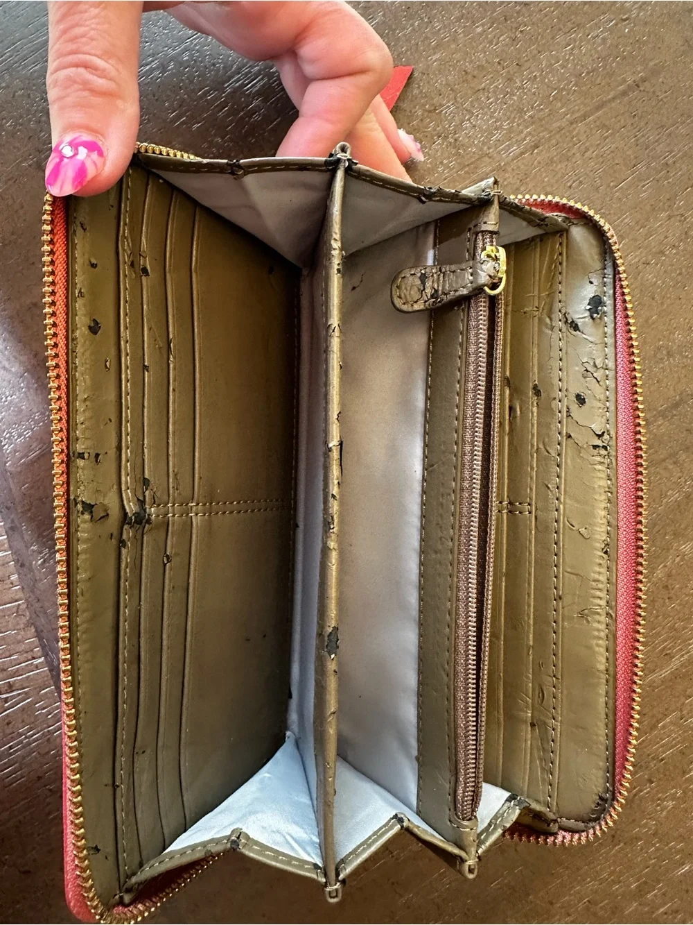 COACH Poppy Continental wallet- LOOK AT ALL PICS